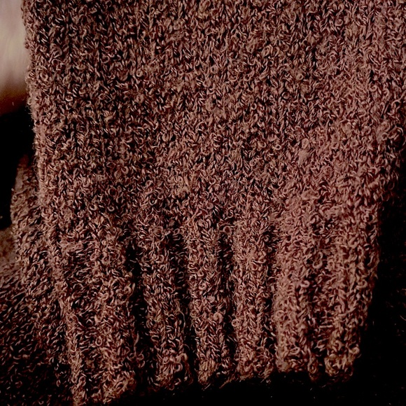 Vintage sweet laced collared, wine coloured silky knit sweater. Size large. - Picture 3 of 3